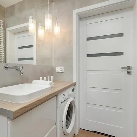 Przytulny Apartament Z Balkonem Dla 4 Osob By Renters Apartmán Krakov